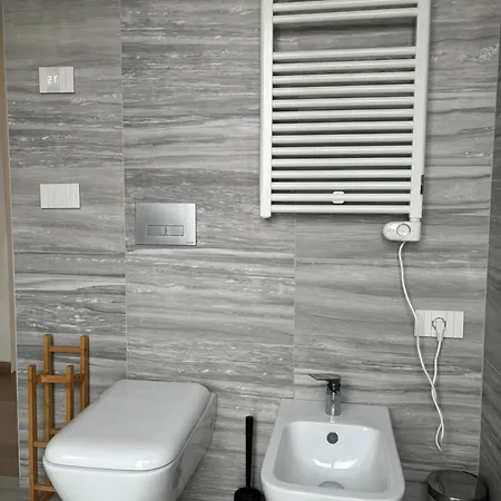 Apartman Torre Skyview Gym Pool & Rooftop Milánó